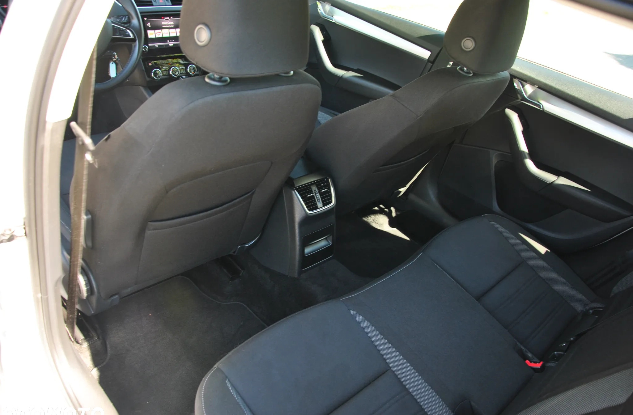 Skoda Octavia cena 49900 przebieg: 151000, rok produkcji 2019 z Raszków małe 79